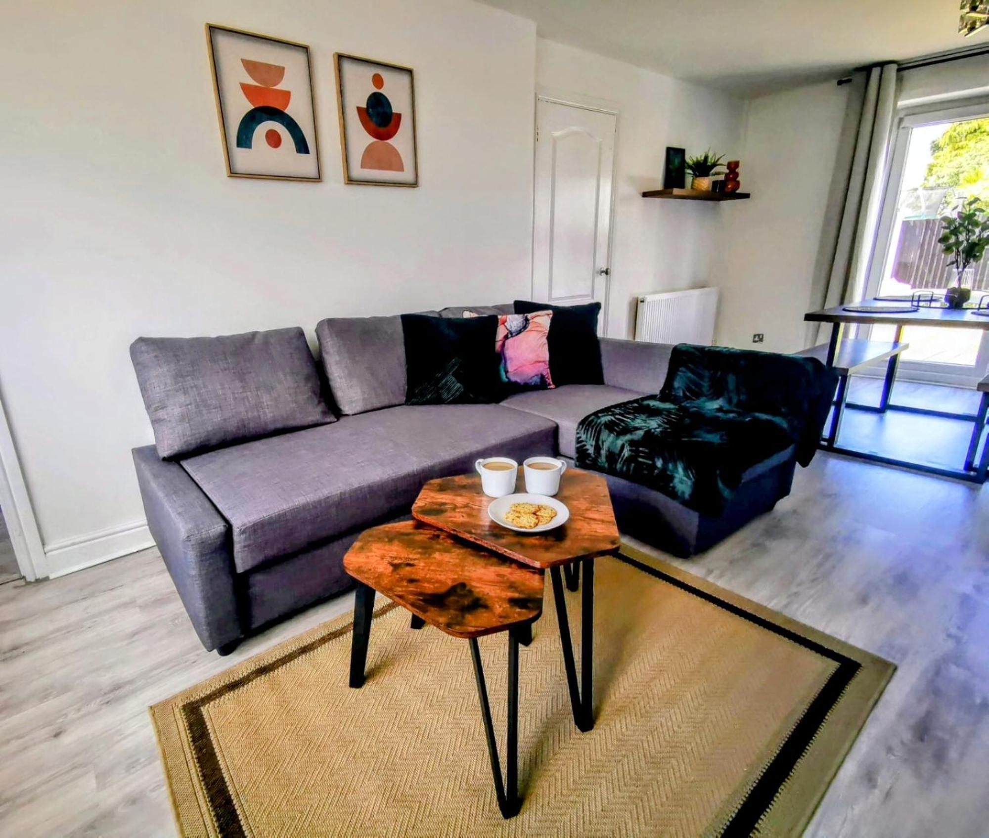 No 7 - Bright, Spacious 3 Bed Home With Parking & Wifi 海顿 外观 照片